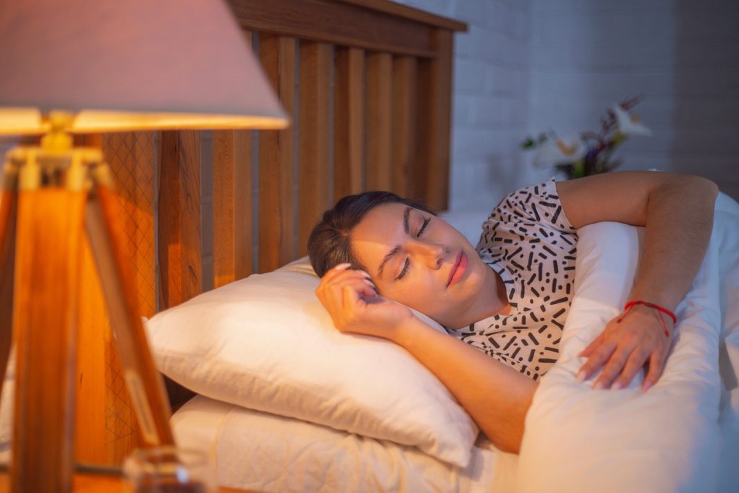 încleștarea-dinților Bruxismul