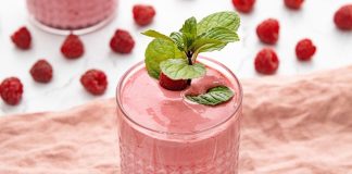 Cocktail Fizzy Berry Splash